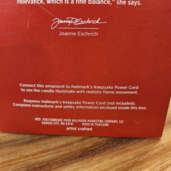 2020 Hallmark Angelic Candlelight Ornament w Light & Motion, Power Cord Required - Picture 6 of 7